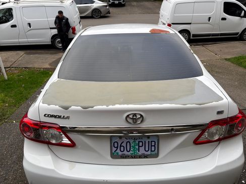 Used 2013 Toyota Corolla LE image 14