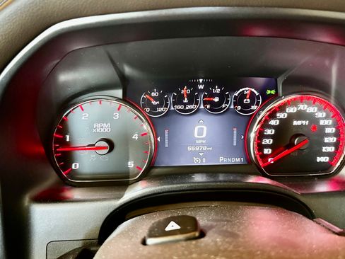 Used 2015 GMC Sierra 2500 Denali w/ Duramax Plus Package image 10