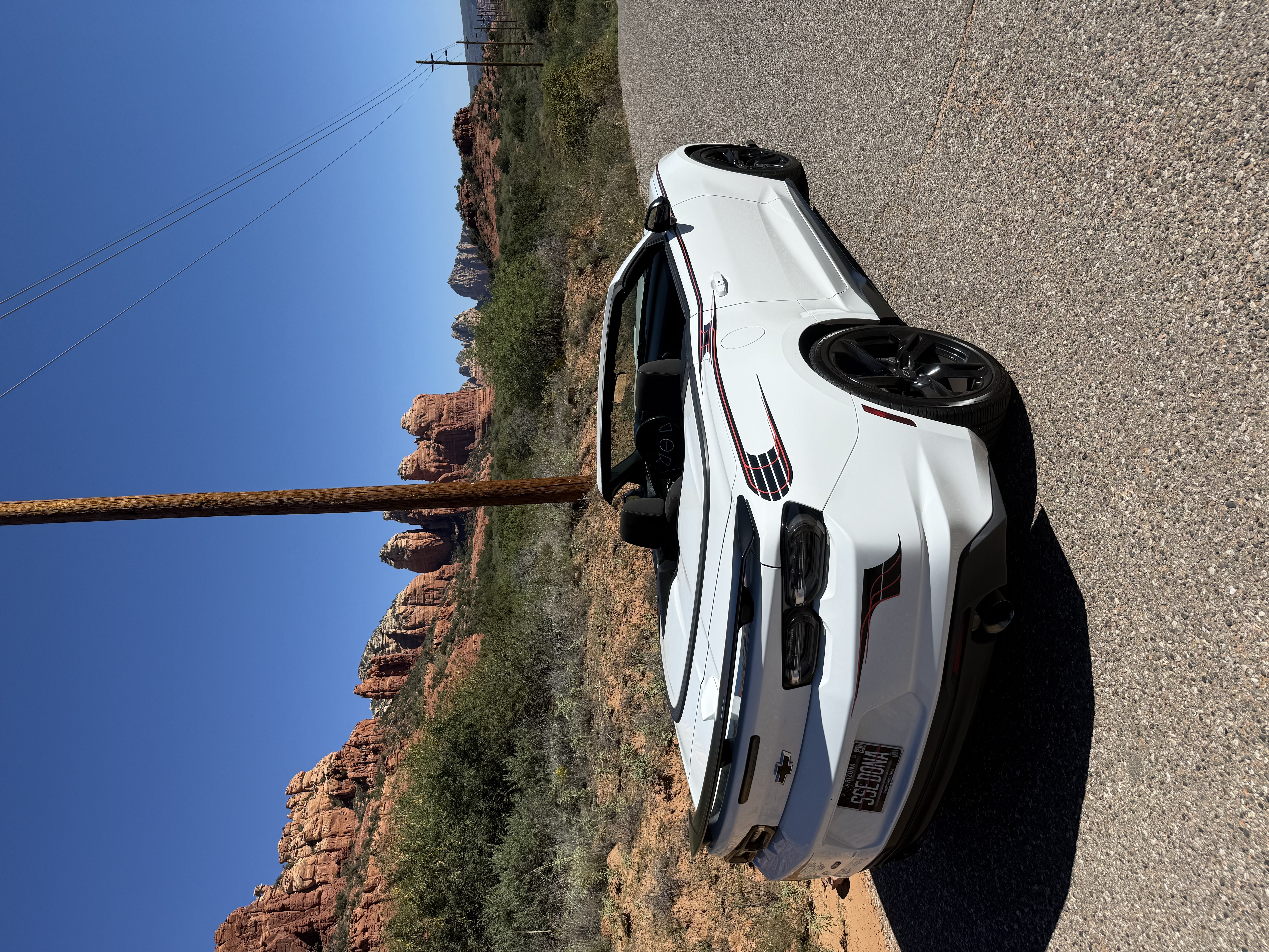 Used 2021 Chevrolet Camaro SS RWD image 5