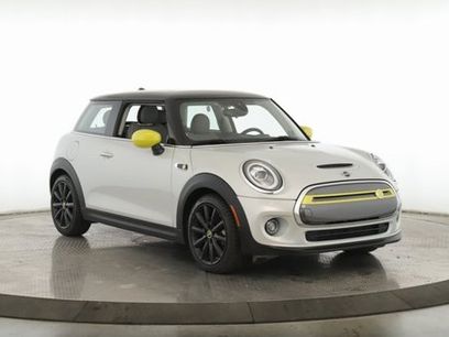 Used 2021 MINI Cooper SE w/ 6.5" Touchscreen Package