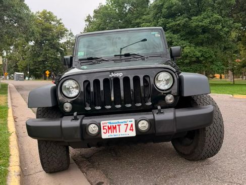 Used 2016 Jeep Wrangler Sport AWD/4WD image 4