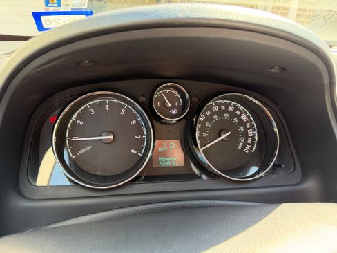 Used 2012 Chevrolet Captiva Sport LS FWD image 13