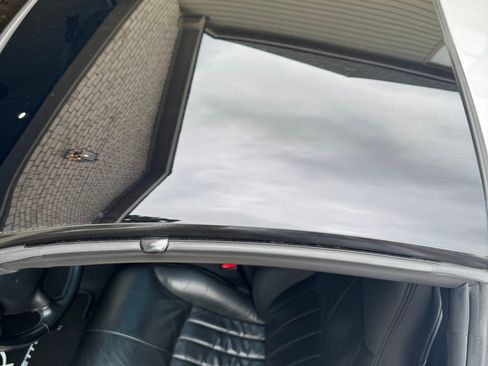 Used 2000 Chevrolet Corvette Coupe image 18