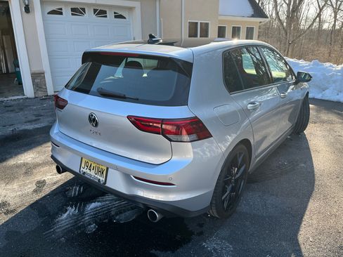 Used 2024 Volkswagen GTI SE w/ SE Leather Seats Package image 8