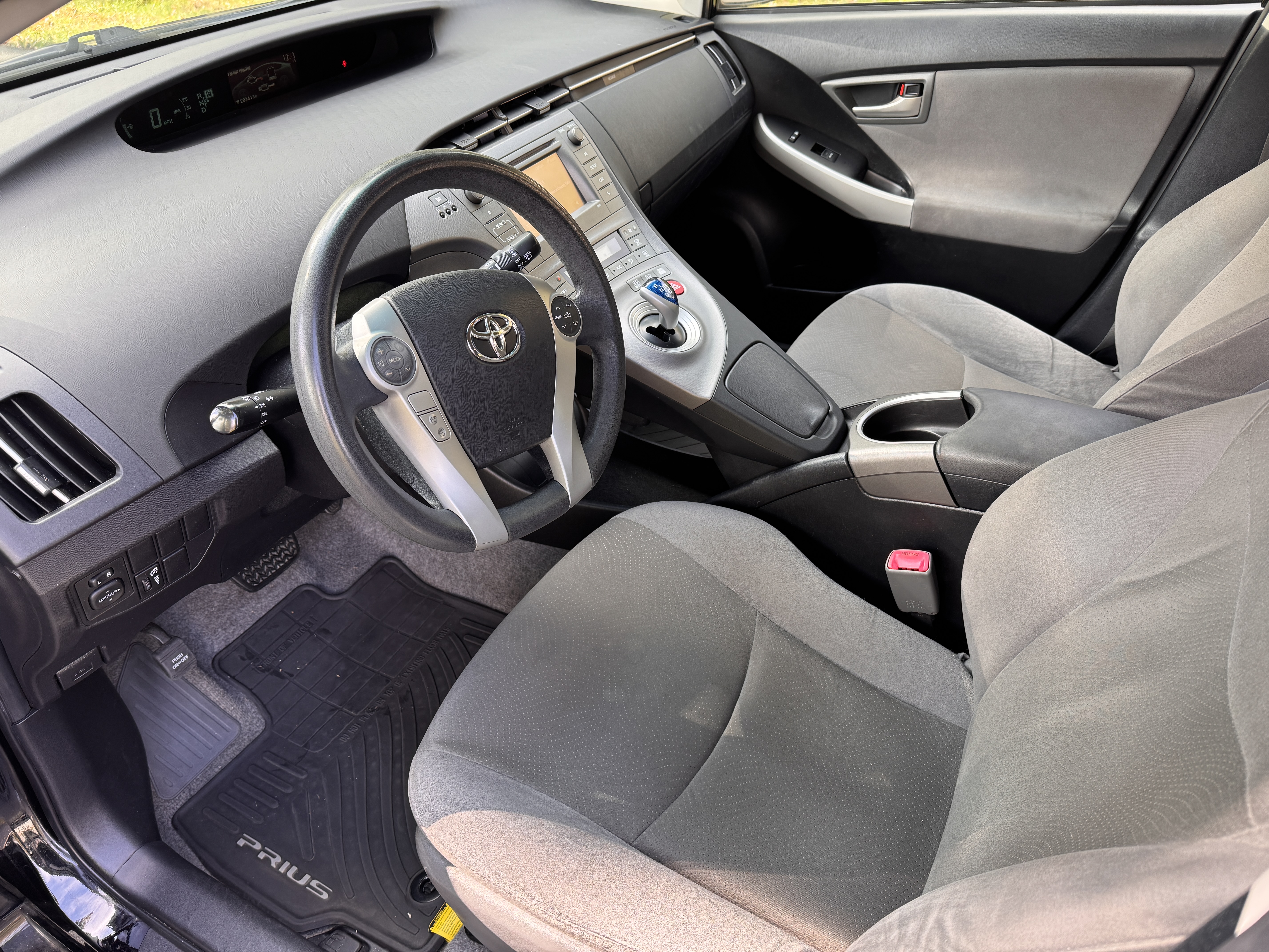 Used 2012 Toyota Prius Two FWD image 10