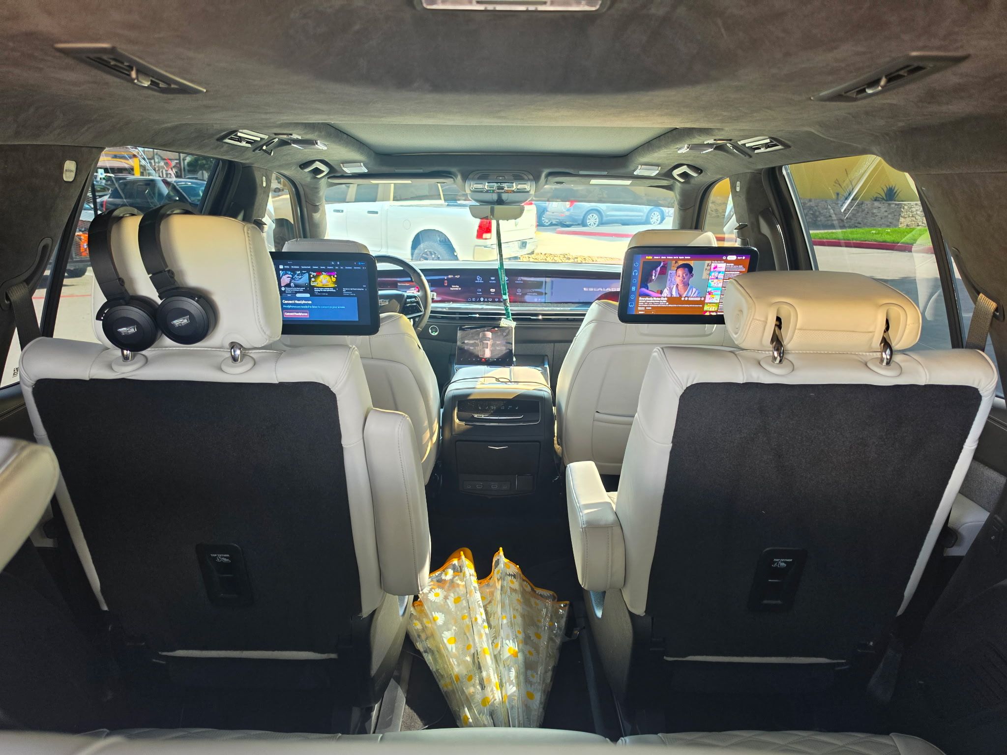 Used 2025 Cadillac Escalade V w/ LPO, ONYX Package AWD/4WD image 12