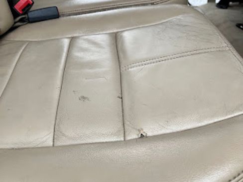 Used 2010 Ford F250 Lariat image 17