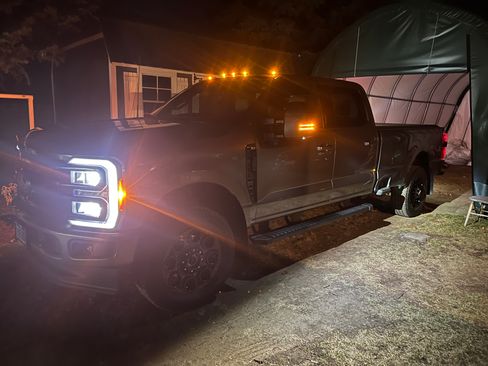 Used 2023 Ford F350 XLT w/ Black Appearance Package image 10