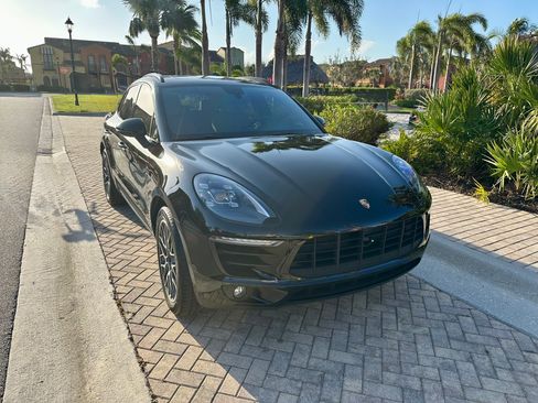 Used 2018 Porsche Macan Sport Edition image 8