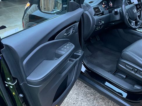 Used 2019 Honda Passport Touring image 18