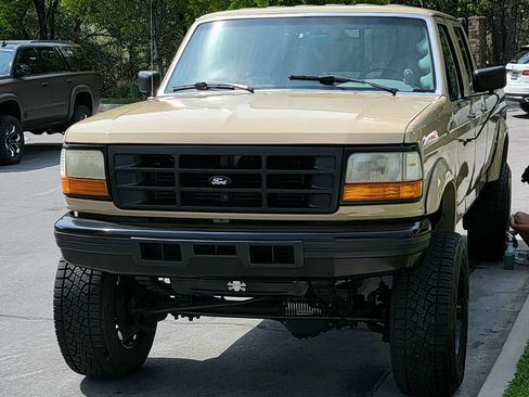 Used 1996 Ford F350 4x4 Crew Cab image 2
