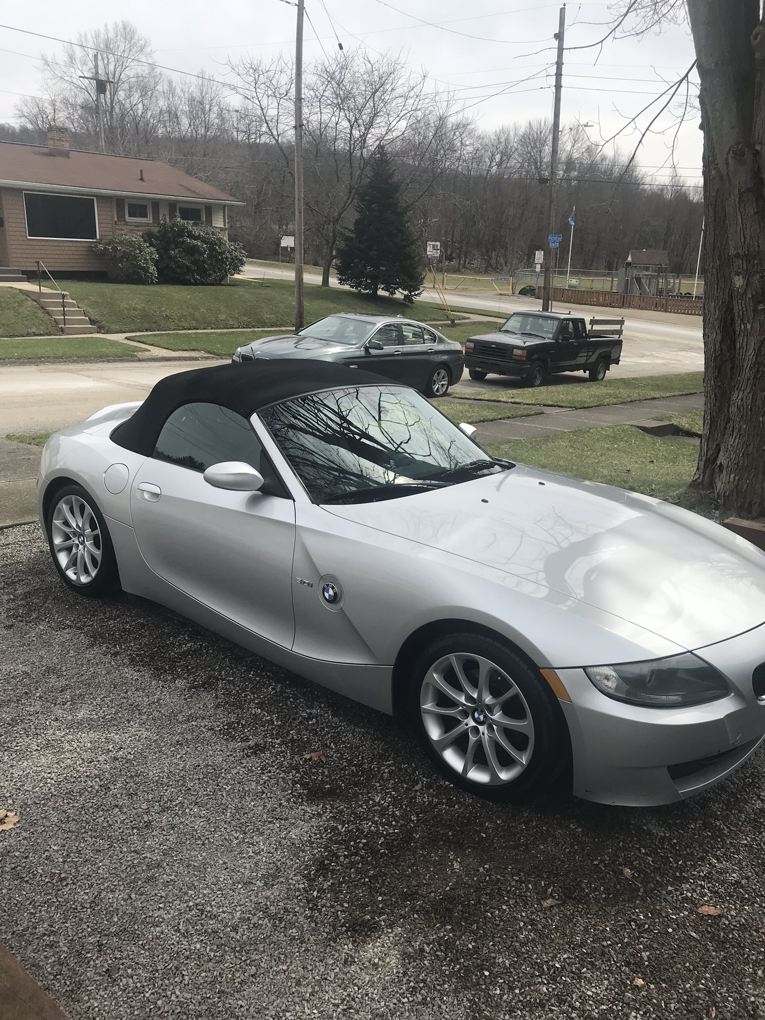 Used 2006 BMW Z4 3.0i RWD image 5