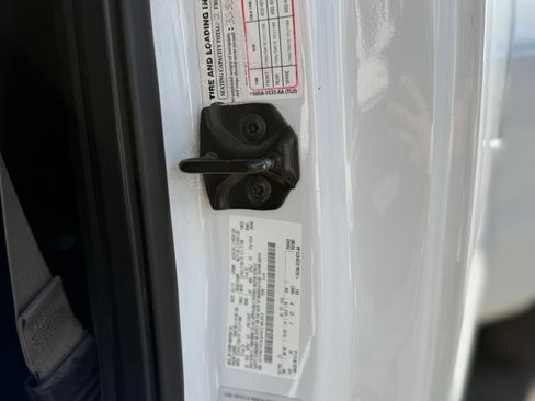 Used 2017 Ford F350 XL image 8