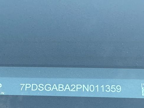 Used 2023 Rivian R1S Adventure image 25