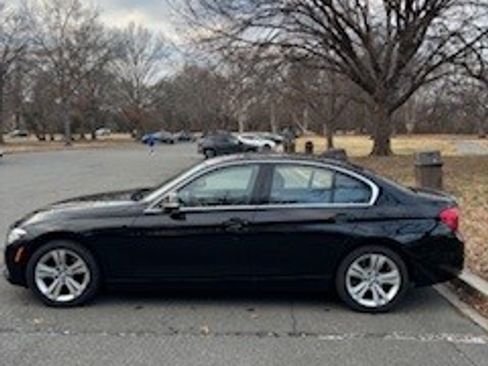 Used 2018 BMW 330i xDrive Sedan image 5