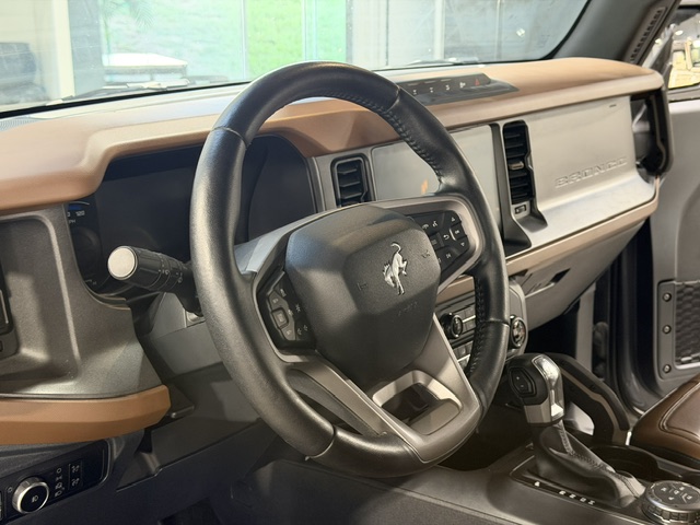 Used 2024 Ford Bronco Outer Banks w/ Sasquatch Package AWD/4WD image 12