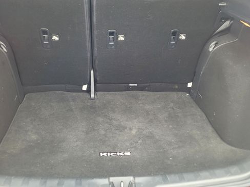 Used 2020 Nissan Kicks SR w/ SR Premium Package image 14