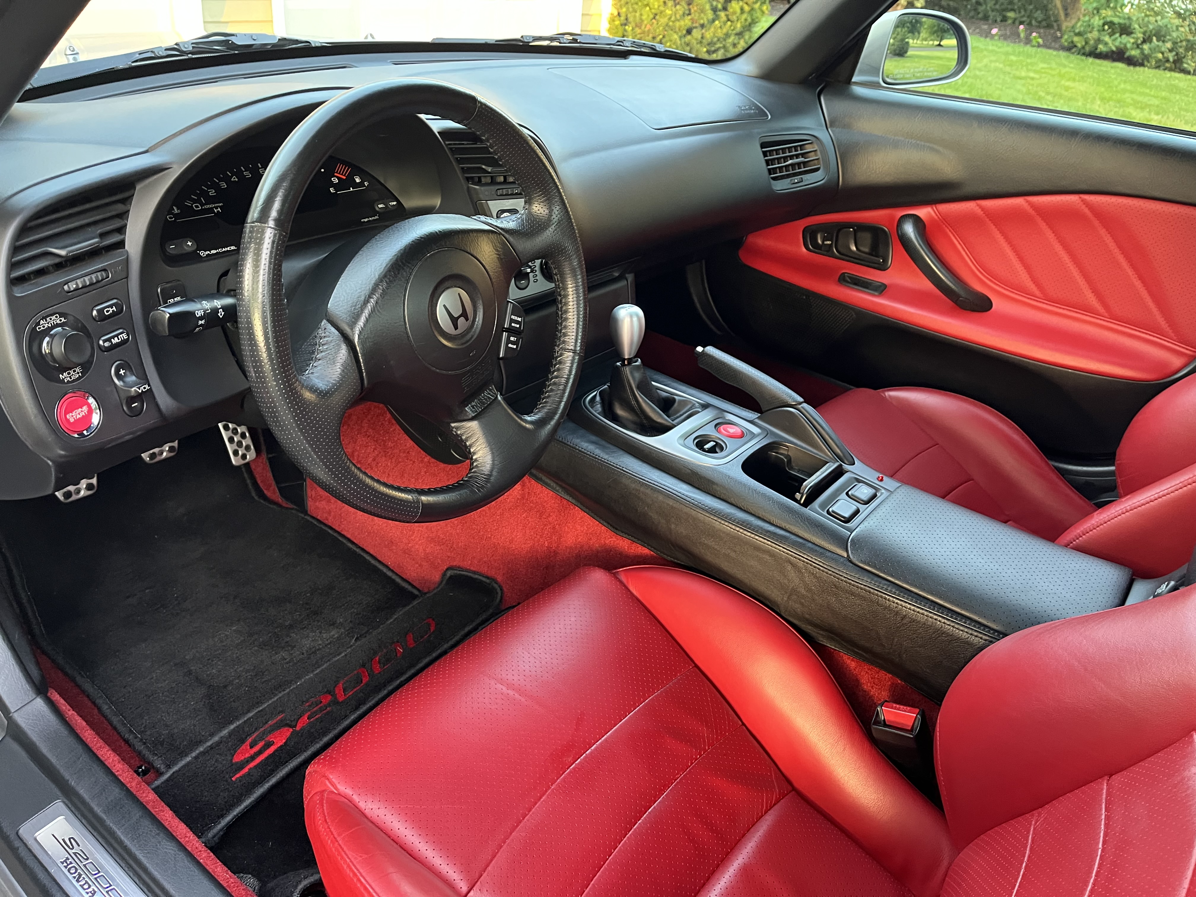 Used 2001 Honda S2000 image 9