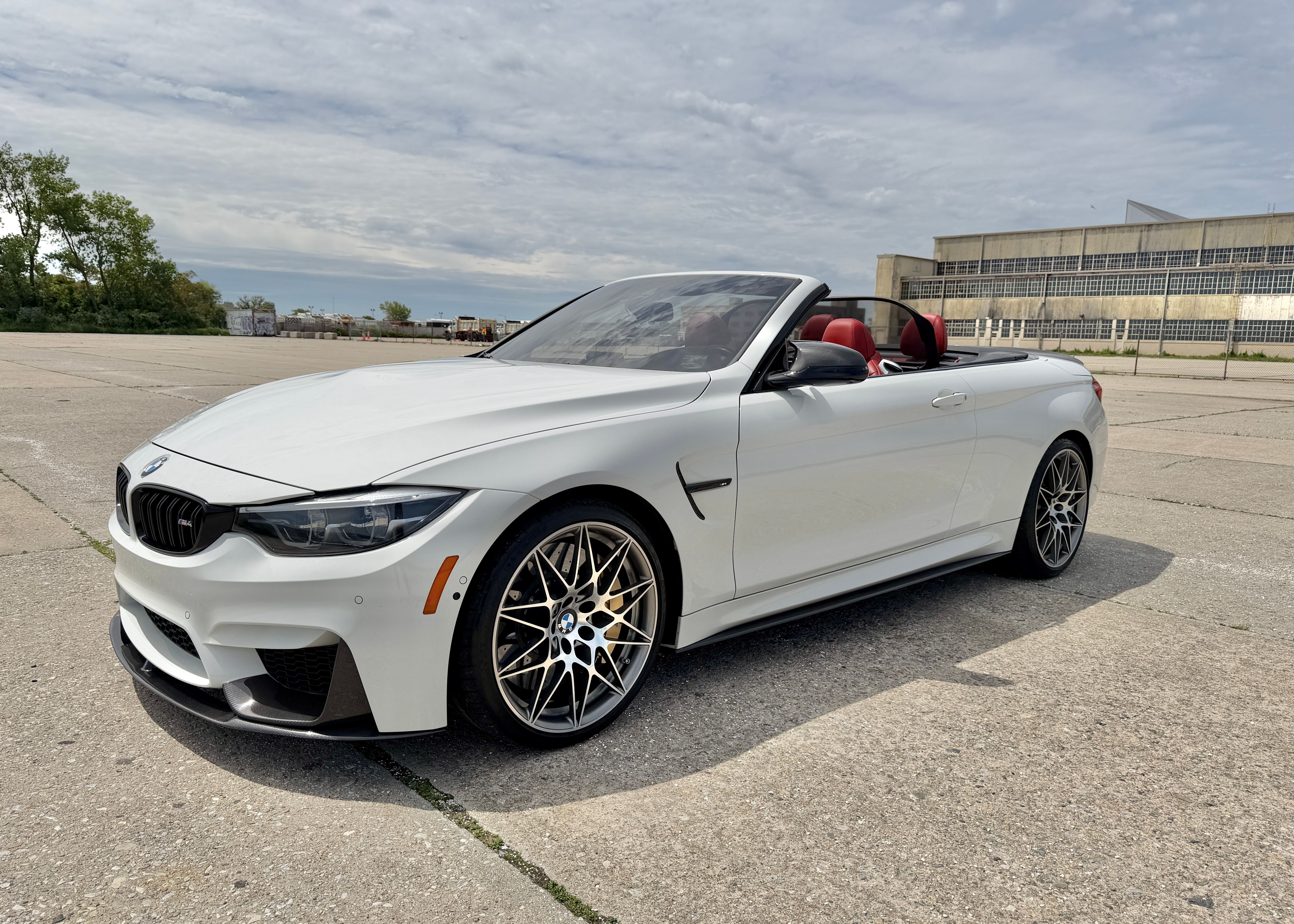 Used 2020 BMW M4 Convertible w/ Competition Package RWD image 8