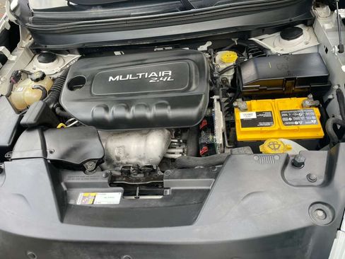 Used 2017 Jeep Cherokee Latitude image 10