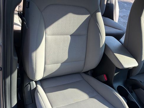 Used 2018 Hyundai Elantra SEL FWD image 17