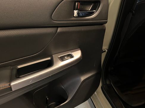 Used 2016 Subaru Crosstrek 2.0i Limited image 13