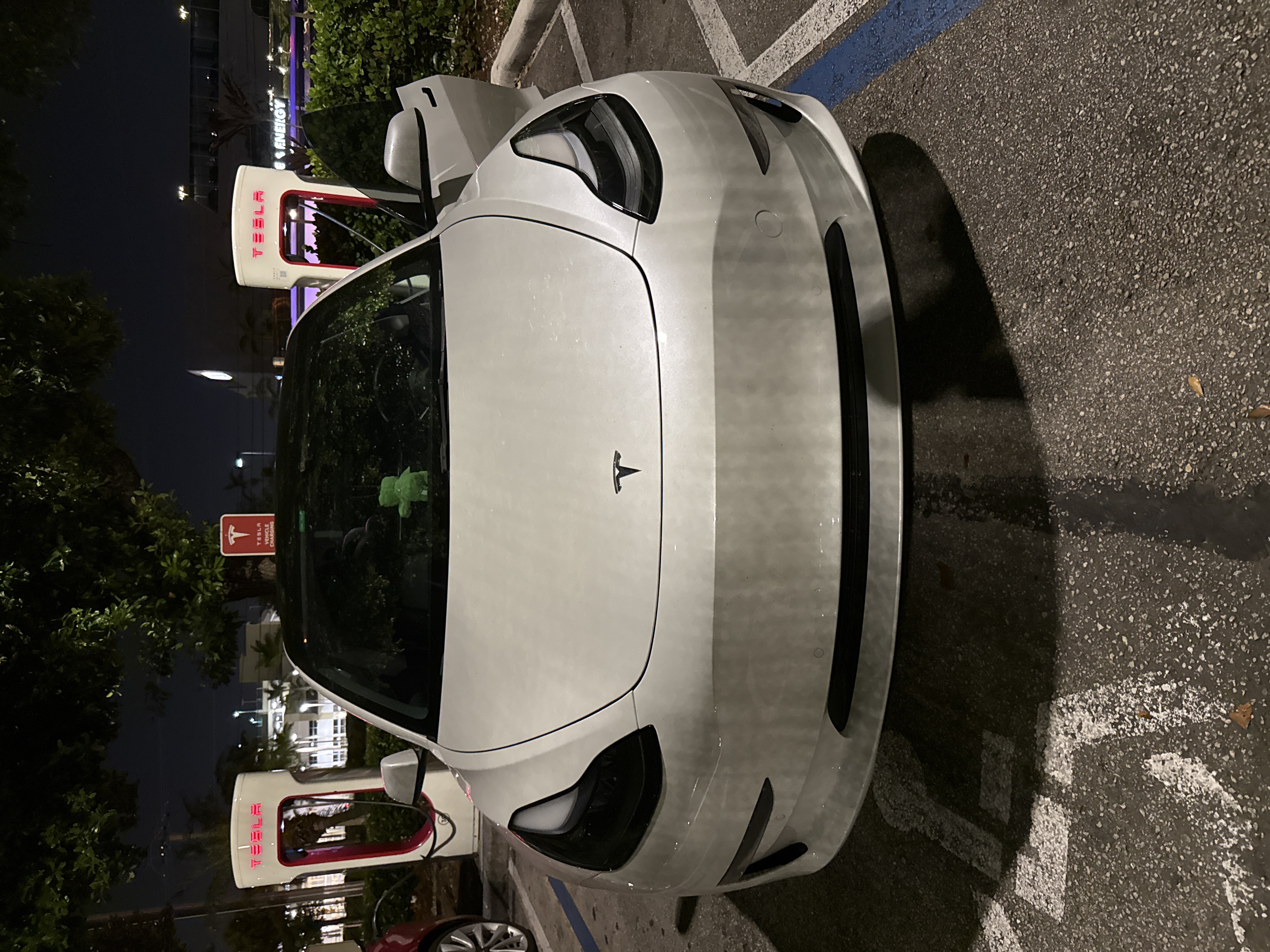 Used 2022 Tesla Model 3 Long Range AWD/4WD image 2