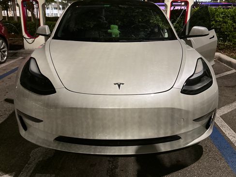 Used 2022 Tesla Model 3 Long Range image 2