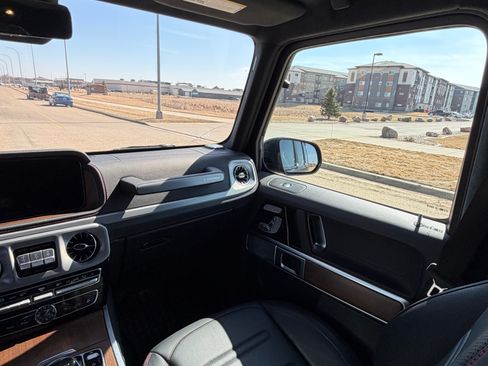 Used 2021 Mercedes-Benz G 550 image 18