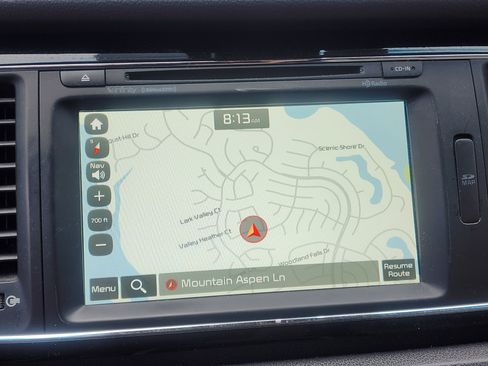 Used 2016 Kia Sedona SX image 18