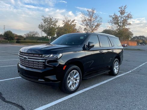 Used 2024 Chevrolet Tahoe Premier image 1