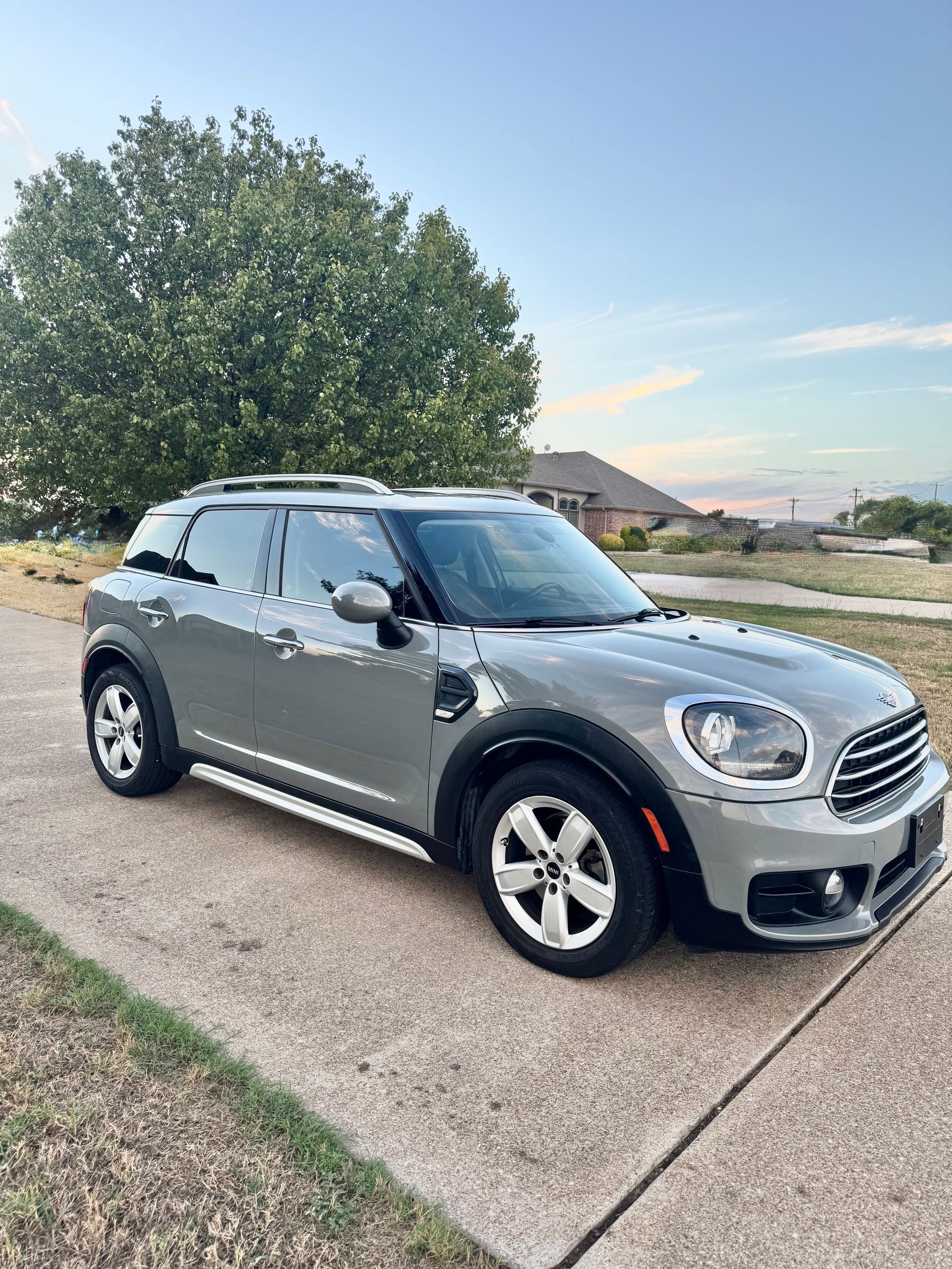 Used 2019 MINI Cooper Countryman FWD image 4