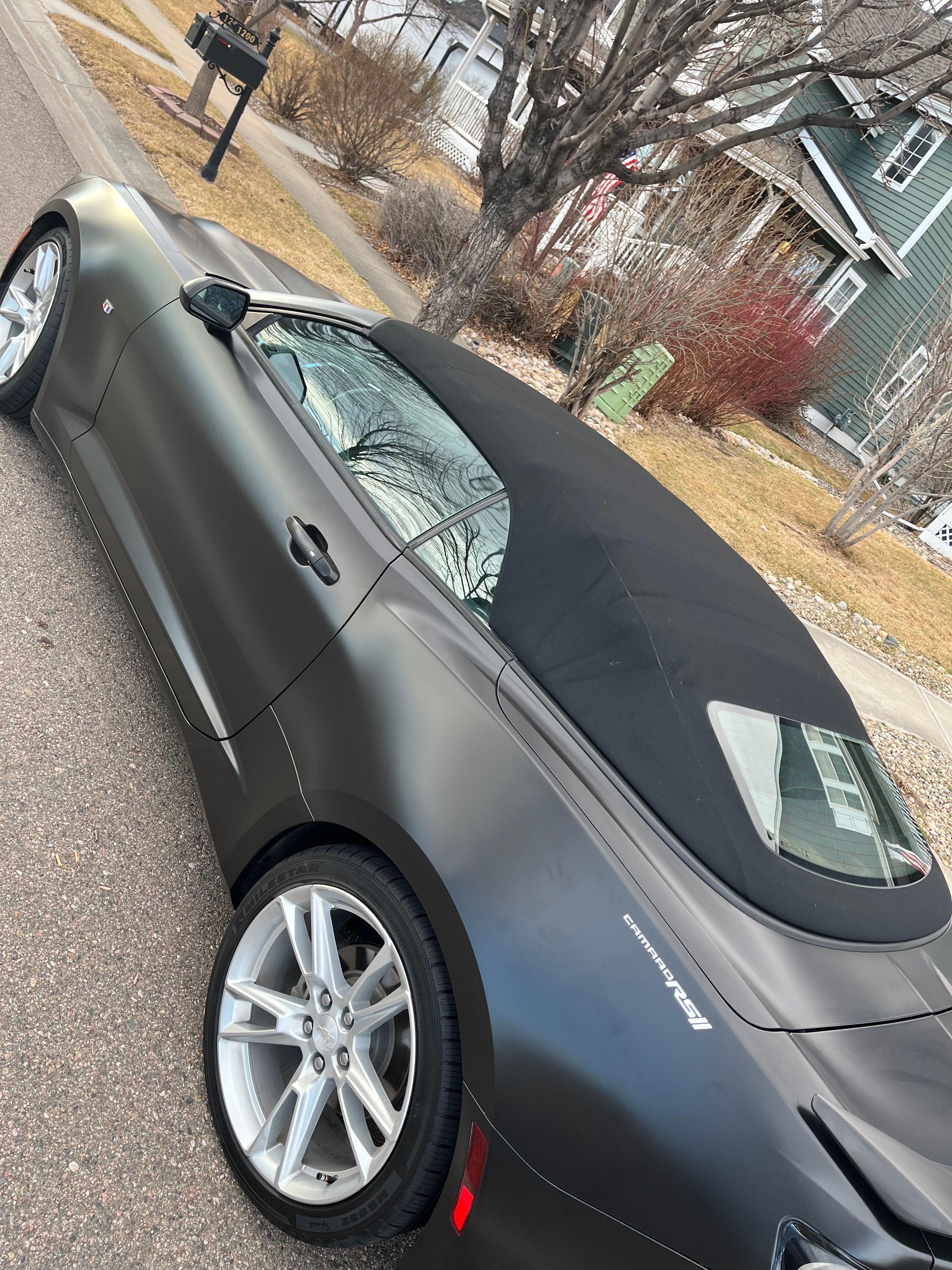 Used 2020 Chevrolet Camaro LT w/ RS Package RWD image 4