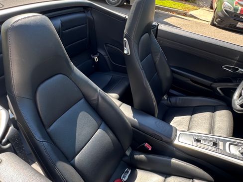 Used 2015 Porsche 911 Cabriolet image 5