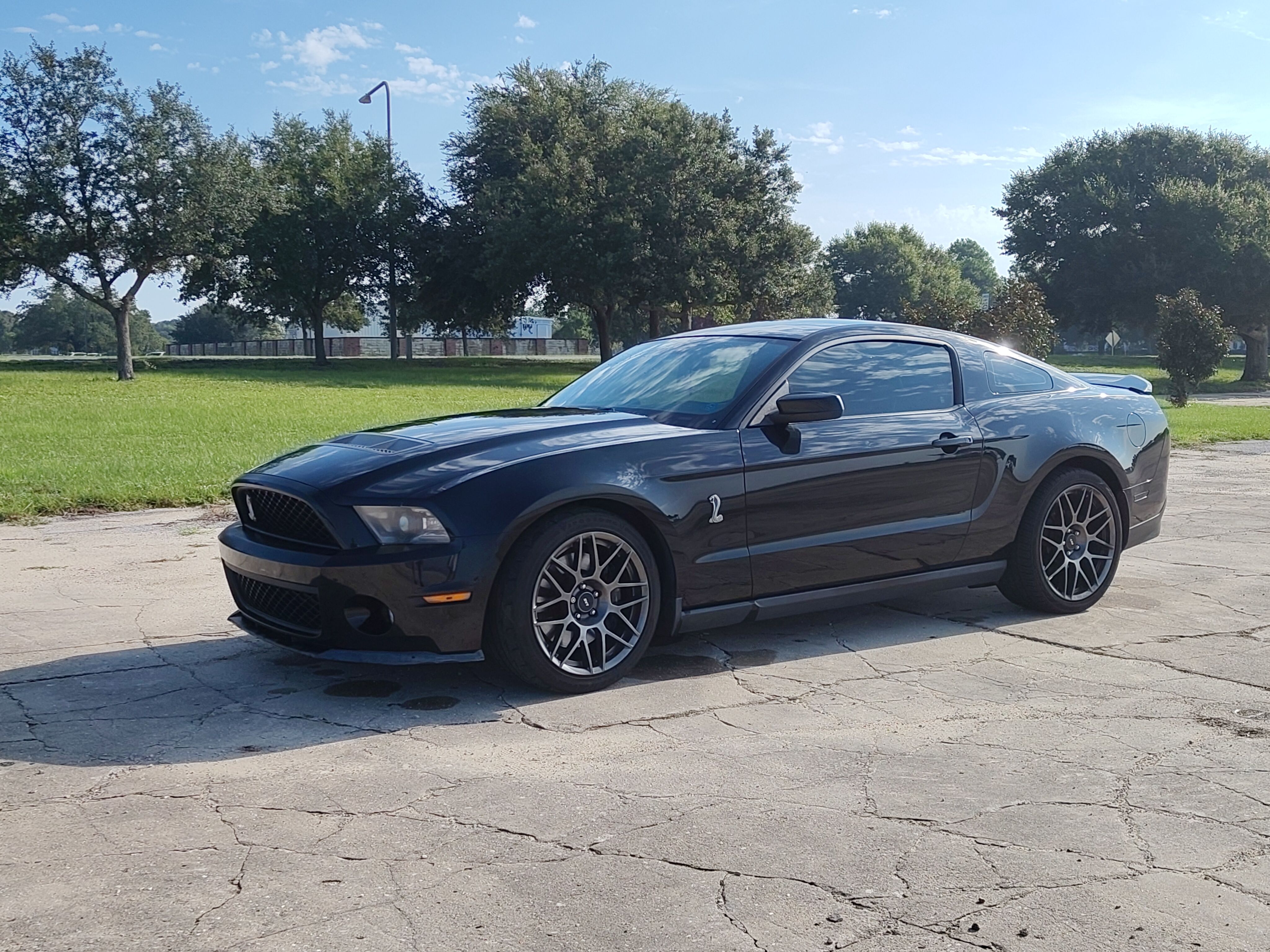 Used 2012 Ford Mustang Shelby GT500 w/ SVT Performance Pkg RWD image 25