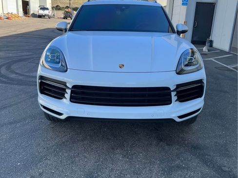 Used 2020 Porsche Cayenne S image 5