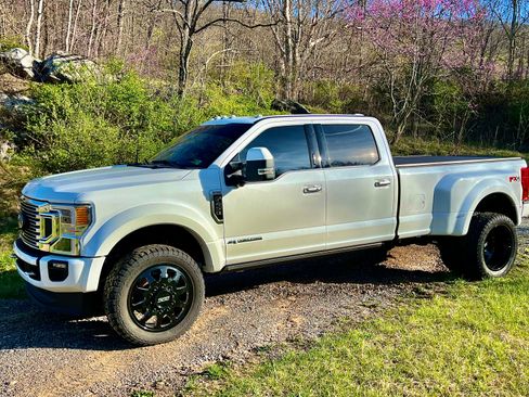 Used 2022 Ford F450 Limited w/ FX4 Off-Road Package image 1