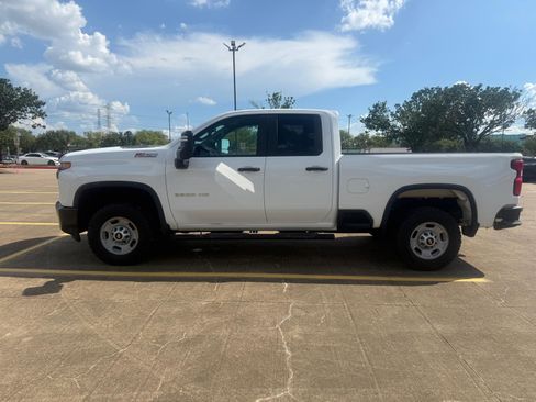 Used 2021 Chevrolet Silverado 2500 W/T w/ WT Convenience Package AWD/4WD image 8