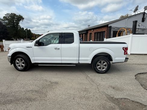 Used 2019 Ford F150 XLT w/ Equipment Group 302A Luxury image 5