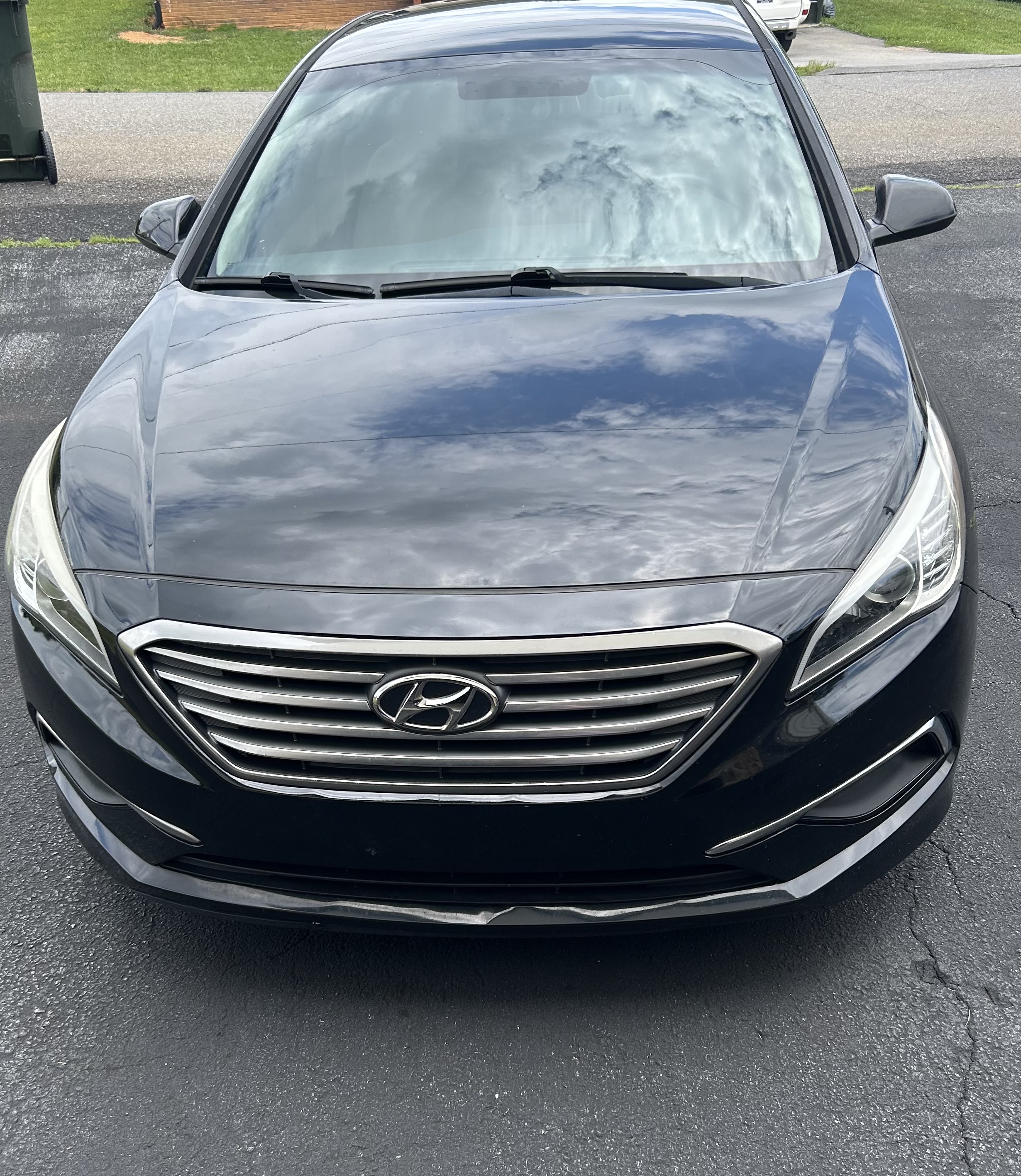Used 2017 Hyundai Sonata SE FWD image 1