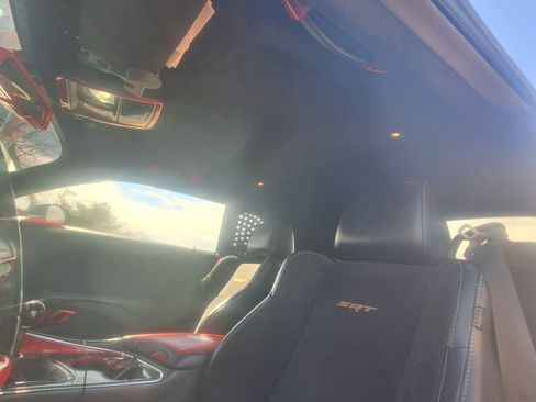 Used 2016 Dodge Challenger SRT Hellcat image 14