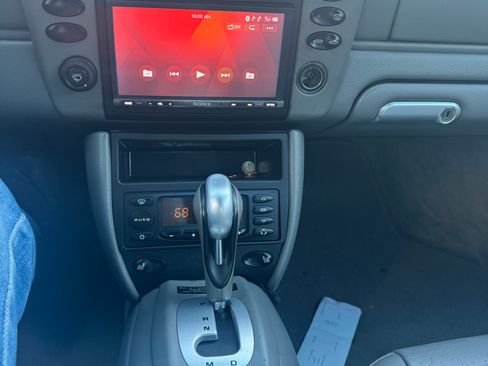 Used 2004 Porsche 911 Carrera image 9