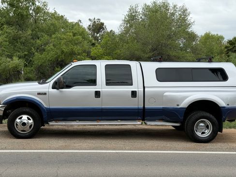 Used 1999 Ford F350 4x4 Crew Cab DRW Super Duty image 2