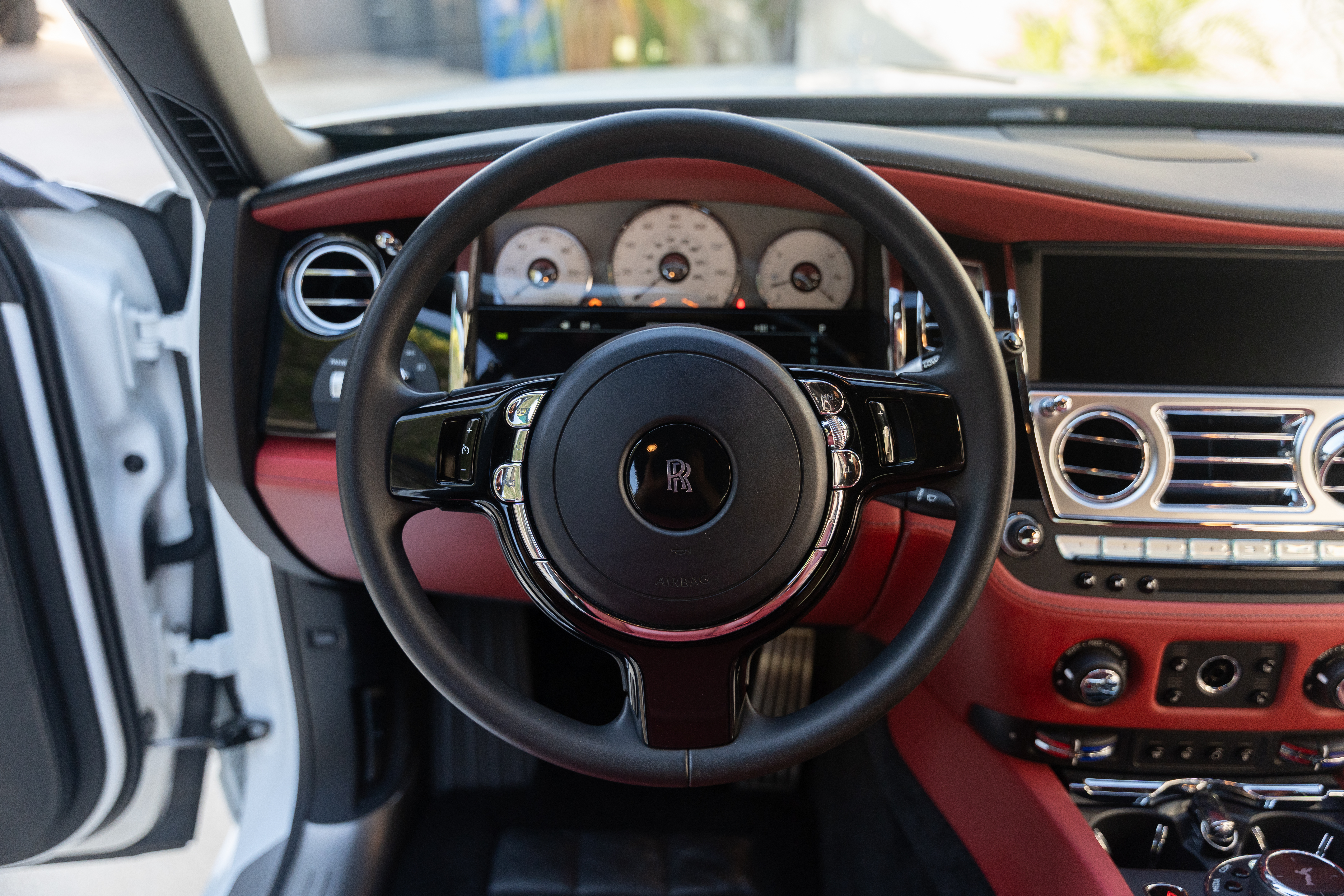 Used 2019 Rolls-Royce Ghost RWD image 20