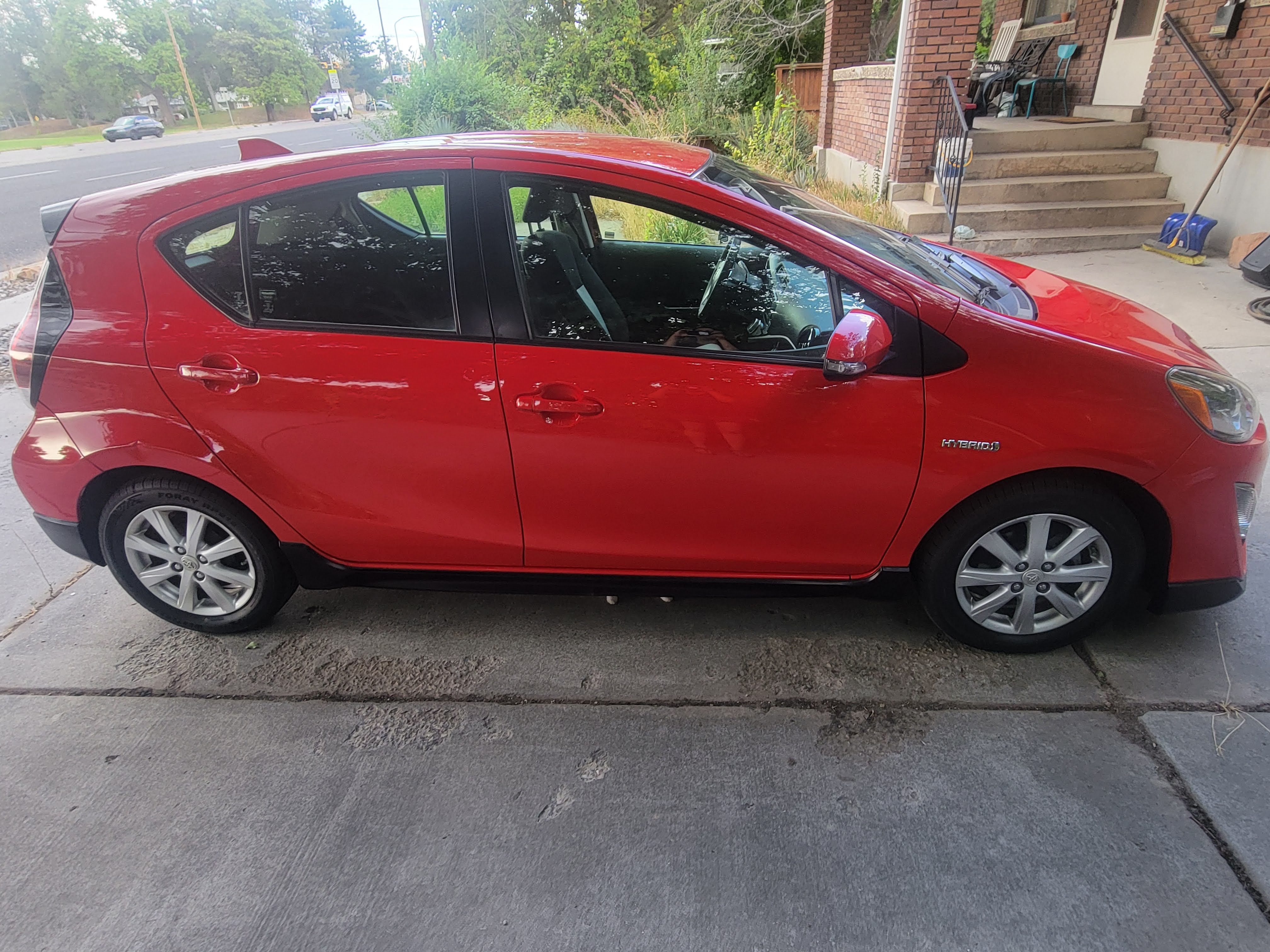 Used 2017 Toyota Prius C Three FWD image 5