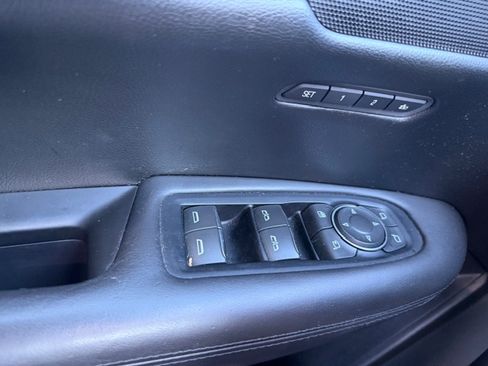 Used 2017 Cadillac XT5 Platinum image 15