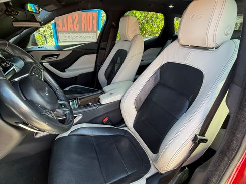 Used 2018 Jaguar F-PACE S image 14