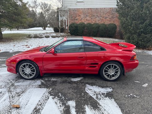 Used 1994 Toyota MR2 image 1