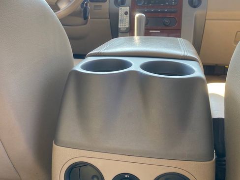 Used 2007 Ford F150 Lariat AWD/4WD image 9
