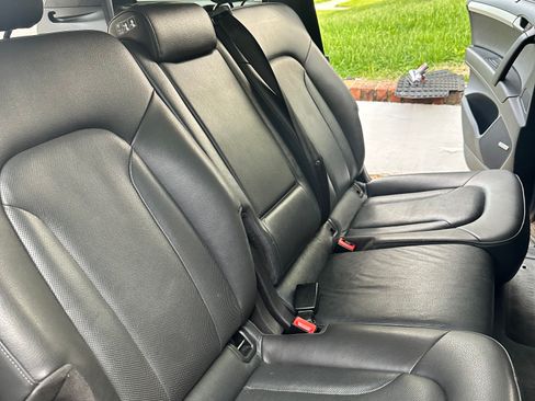 Used 2015 Audi Q7 3.0T S line Prestige w/ 21" S Line Plus Package AWD/4WD image 32